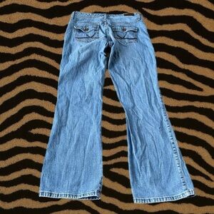 Lee Mid-Rise Bootcut Jeans – Size 6 Short ‎
